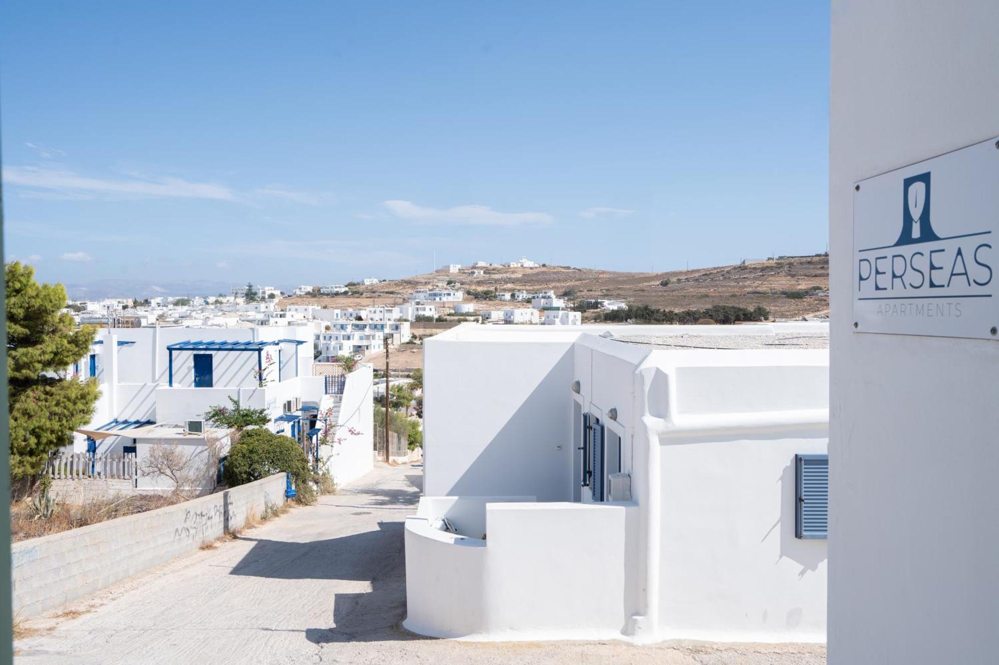 Perseas Aparthotel Naousa  Exterior photo